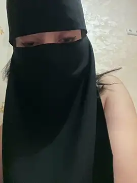 jijijoudia online show from 10.29.25