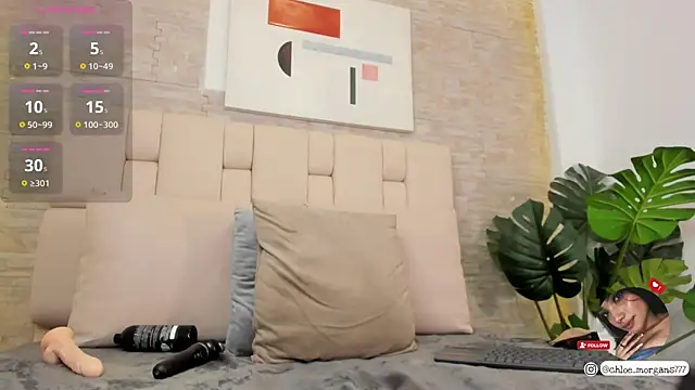 Snapshot of Chloe_Morgans chatting on 02.19.25 Chloe Morgans online show from 02.19.25