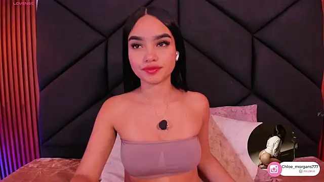 Snapshot of Chloe_Morgans chatting on 10.03.25 Chloe Morgans online show from 10.03.25