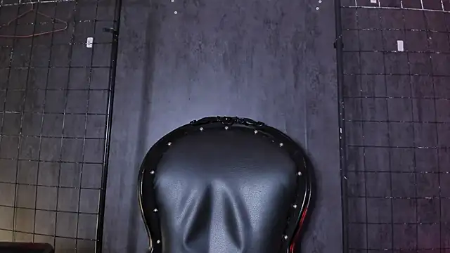 Carolina Arias online show from 12.03.25