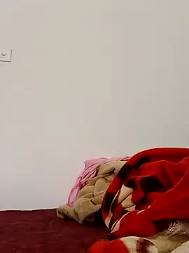 Snapshot of _SonPari_ chatting on 12.24.24 SonPari online show from 12.24.24