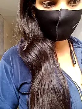 Snapshot of _SonPari_ chatting on 01.02.25 SonPari online show from 01.02.25