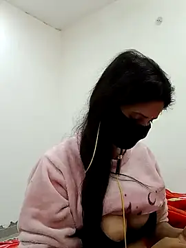 Snapshot of _SonPari_ chatting on 01.11.25 SonPari online show from 01.11.25