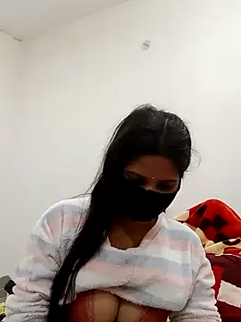 Snapshot of _SonPari_ chatting on 01.12.25 SonPari online show from 01.12.25