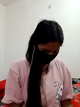 Snapshot of _SonPari_ chatting on 01.15.25 SonPari online show from 01.15.25