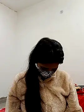 Snapshot of _SonPari_ chatting on 01.28.25 SonPari online show from 01.28.25