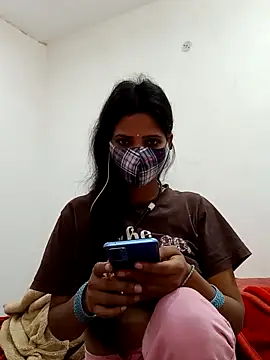 Snapshot of _SonPari_ chatting on 02.02.25 SonPari online show from 02.02.25