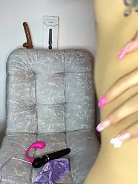  Luuna online show from 11.13.25