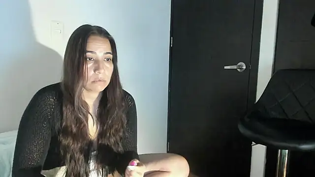 electra hunt online show from 12.30.24