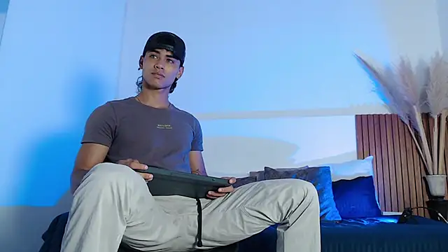 zander 2120 online show from 01.25.25