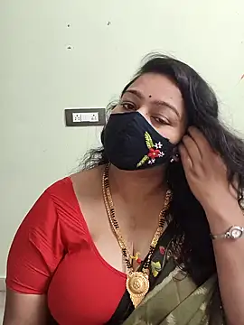 Snapshot of neelu-hoty chatting on 10.30.25 neelu-hoty online show from 10.30.25