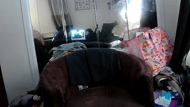 Hand69someguy online show from 06.10.26