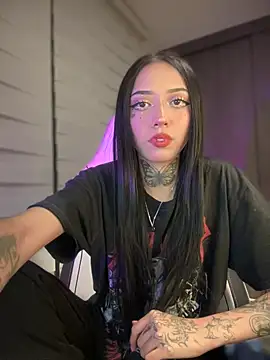 ANDREA FERRY online show from 02.02.25