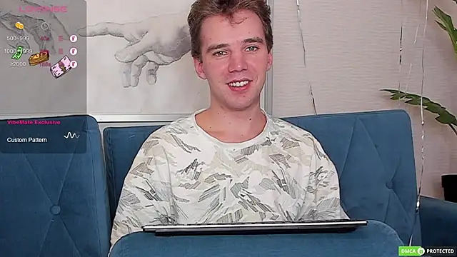 Snapshot of ArthurWhitee chatting on 03.06.25 ArthurWhitee online show from 03.06.25