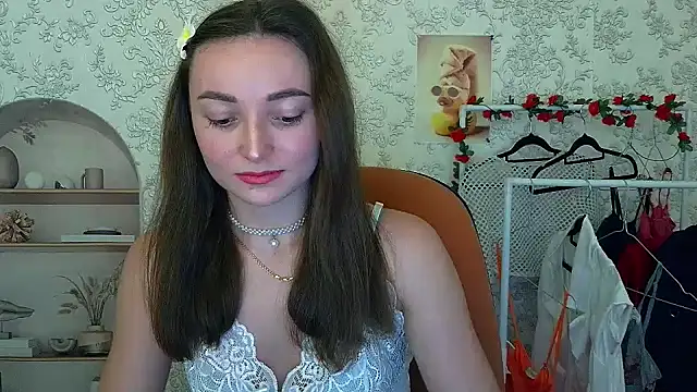  Barbie Kiss  online show from 11.23.25