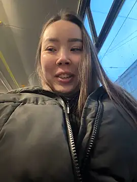 Asian Asami online show from 12.03.24