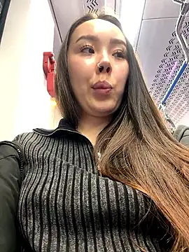 Asian Asami online show from 12.03.24