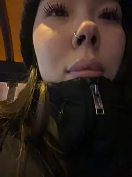 Asian Asami online show from 12.04.24