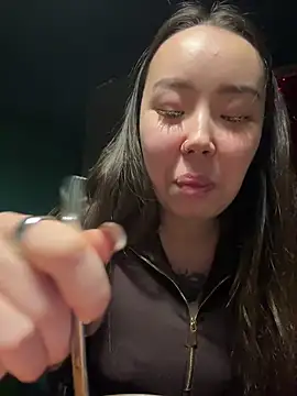 Asian Asami online show from 01.28.25