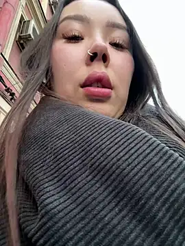 Asian Asami online show from 03.05.25