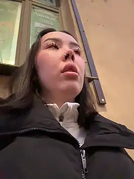 Asian Asami online show from 10.18.25