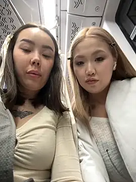 Asian Asami online show from 12.04.25