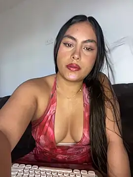  Danaa online show from 04.14.26