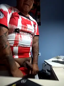 Snapshot of siatodo02 chatting on 09.23.25 siatodo02 online show from 09.23.25