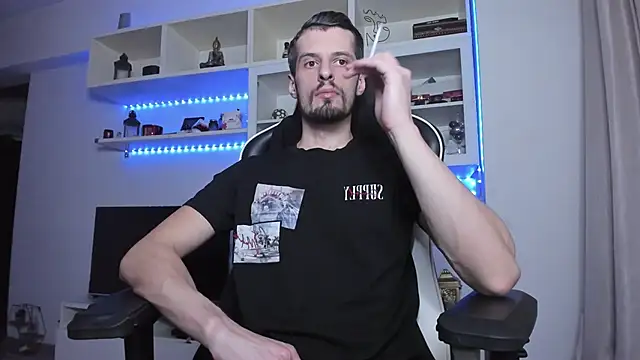 ToddClaytonn online show from 10.25.25