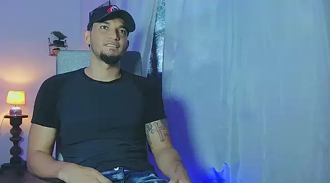 Snapshot of Jeff_Kent2 chatting on 01.08.25 Jeff Kent2 online show from 01.08.25