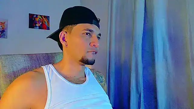 Snapshot of Jeff_Kent2 chatting on 10.09.25 Jeff Kent2 online show from 10.09.25