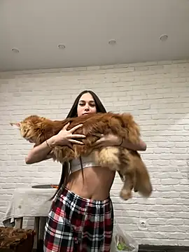 EricaWalls online show from 12.09.24