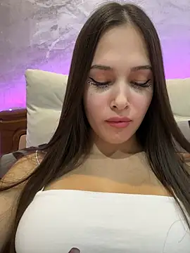 EricaWalls online show from 01.28.25