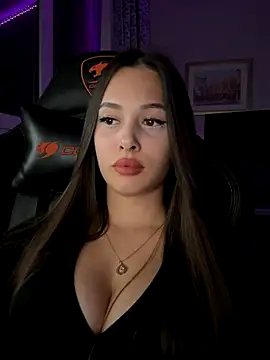 EricaWalls online show from 10.18.25