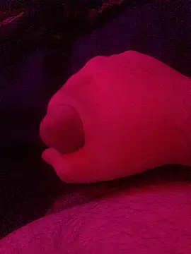 Snapshot of MmmmDaddy69 chatting on 12.12.24 MmmmDaddy69 online show from 12.12.24