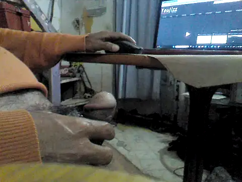 Snapshot of tu_poeta chatting on 11.07.25 tu poeta online show from 11.07.25