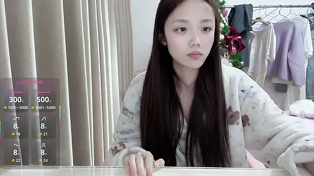 Snapshot of Puff-521 chatting on 04.30.26 Puff-521 online show from 04.30.26