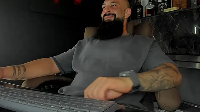 axxelrich  online show from 10.09.25