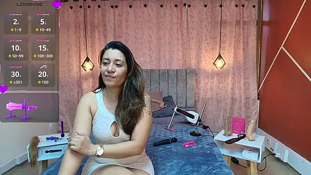 VioletaScott  online show from 11.04.25