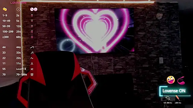 Snapshot of Charlotte_greys chatting on 02.24.26 Charlotte greys online show from 02.24.26