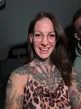 BrownieyQueen online show from 01.18.26