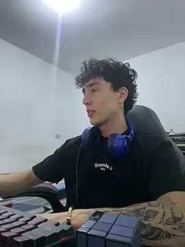 Snapshot of gojo_satoru_18 chatting on 01.14.26 gojo satoru 18 online show from 01.14.26