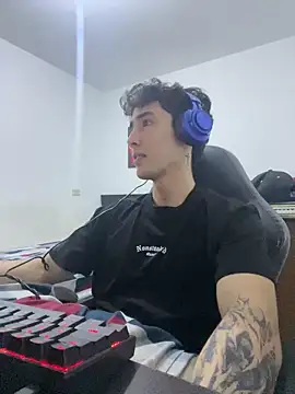 Snapshot of gojo_satoru_18 chatting on 02.13.26 gojo satoru 18 online show from 02.13.26