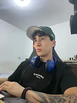 Snapshot of gojo_satoru_18 chatting on 03.15.26 gojo satoru 18 online show from 03.15.26