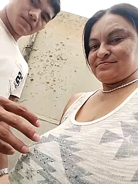 Horny-Mommy-Dirty online show from 04.06.26