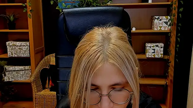 Moon13152 online show from 12.07.24