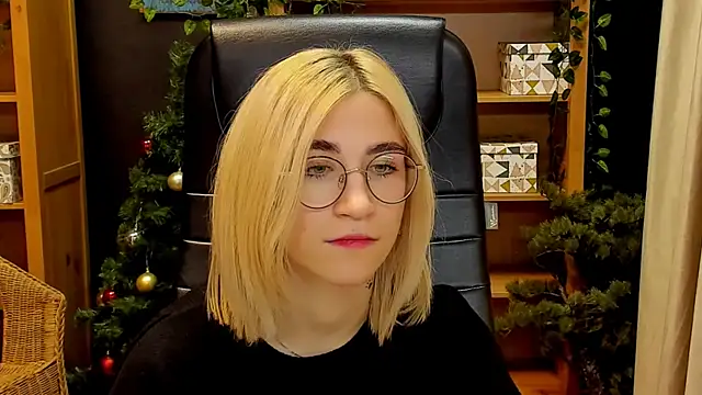 Moon13152 online show from 12.30.24