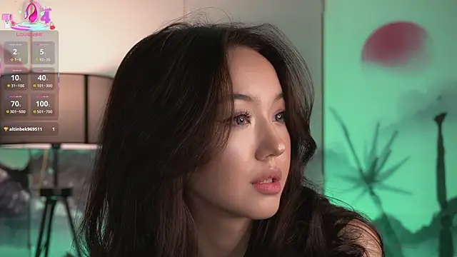 Snapshot of Lin_kun chatting on 11.04.25 Lin kun online show from 11.04.25