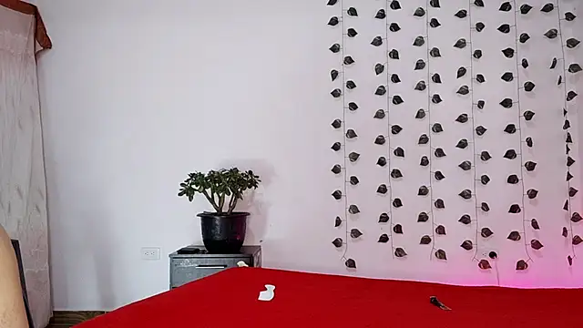 hotlatin92 online show from 02.16.25