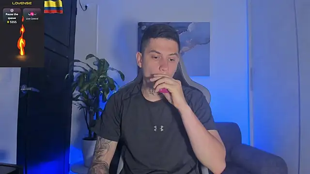 Yeiko Romero  online show from 11.05.25